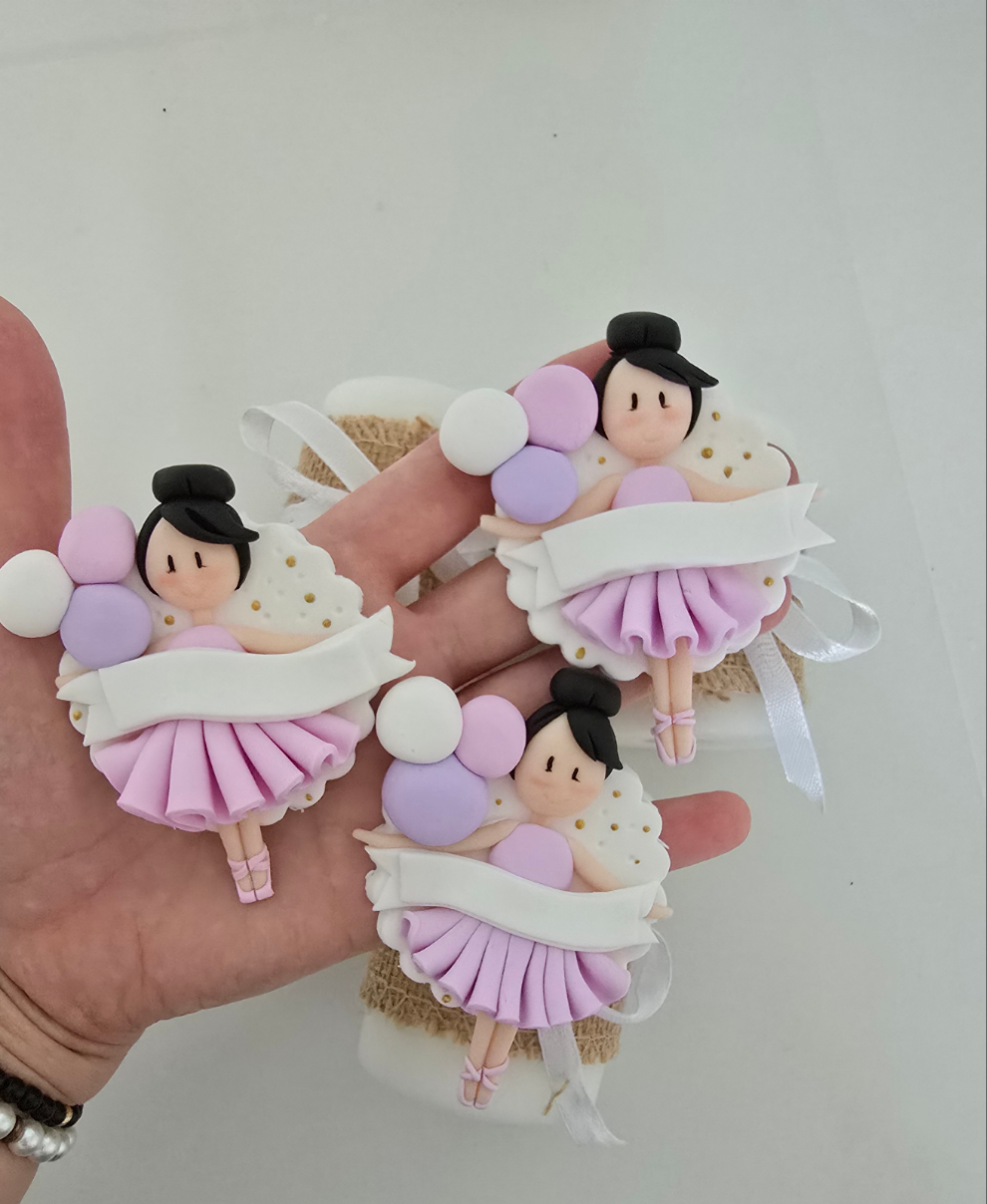 Balerina cu baloane